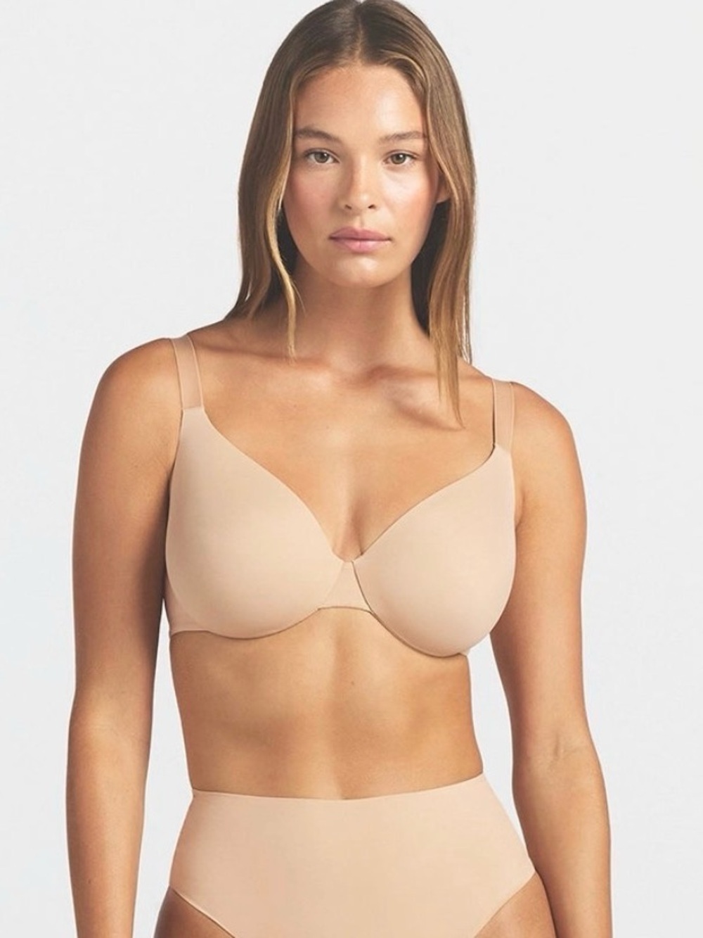 NWT  FULL COVERAGE BRA Smoothing Intimates 32DD  COLOR CLAY